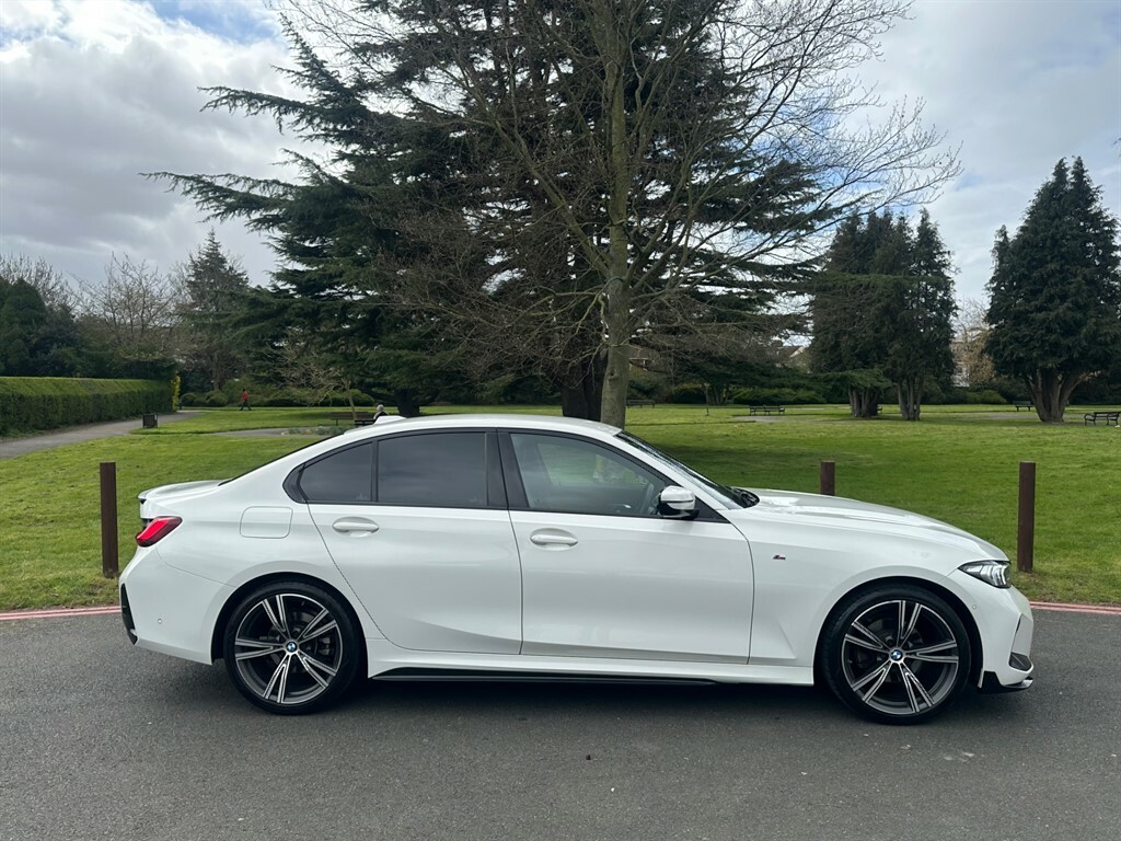 BMW 3 Series M Sport AK23GGU White #3