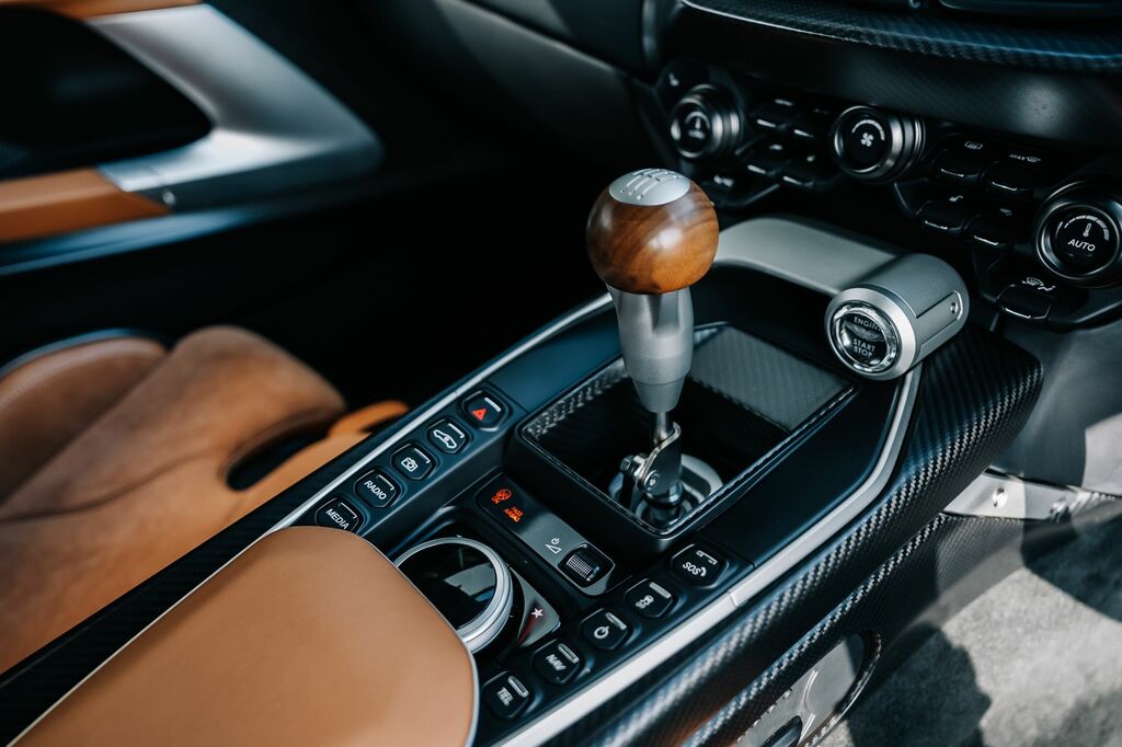 Aston Martin  Coupe Silver #48