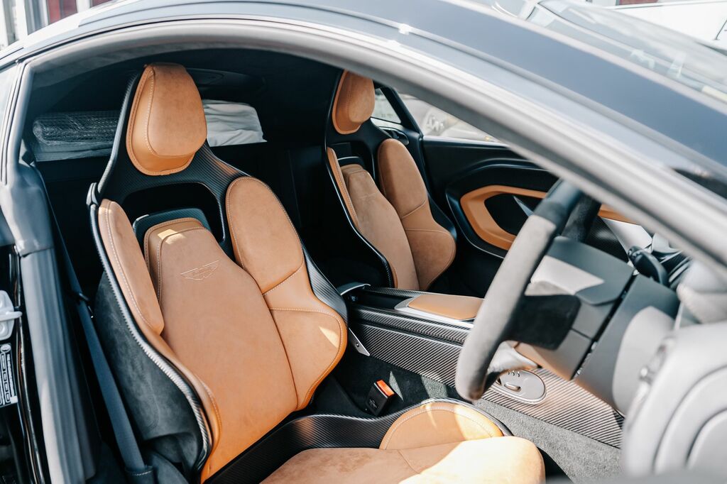 Aston Martin  Coupe Silver #55