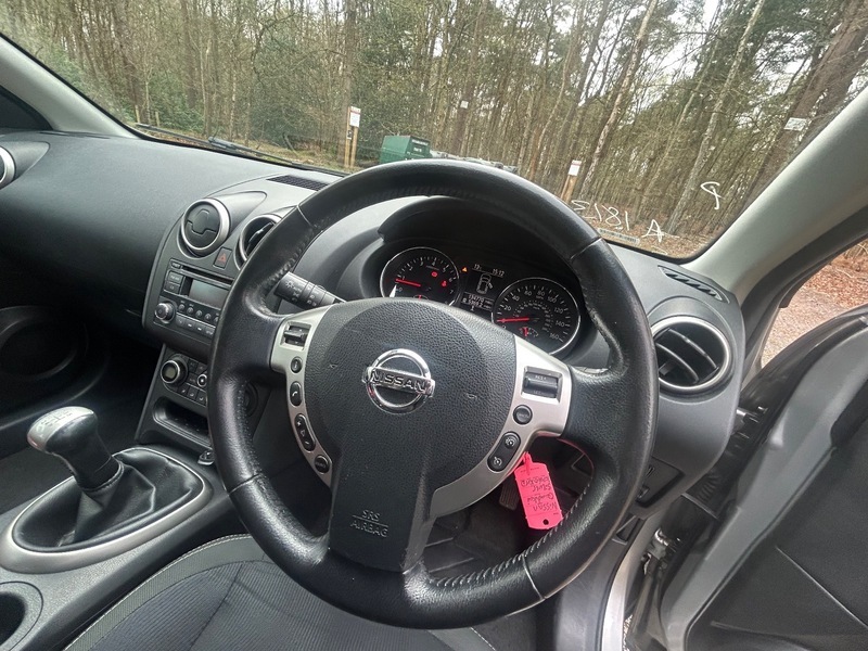 Nissan Qashqai 1.6 Acenta 2Wd Euro KM60XHD Silver #2