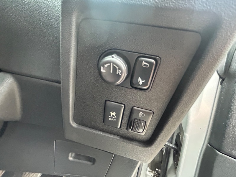 Nissan Qashqai 1.6 Acenta 2Wd Euro KM60XHD Silver #6