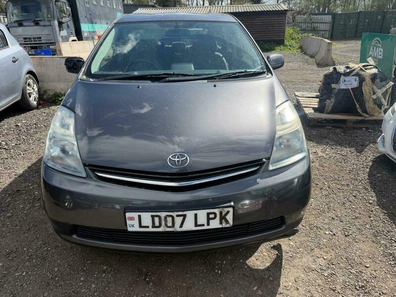 Toyota Prius 1.5 T3 Cvt  #4