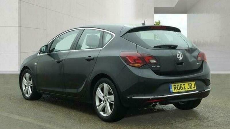 Vauxhall Astra 2.0 Cdti Sri Black #4