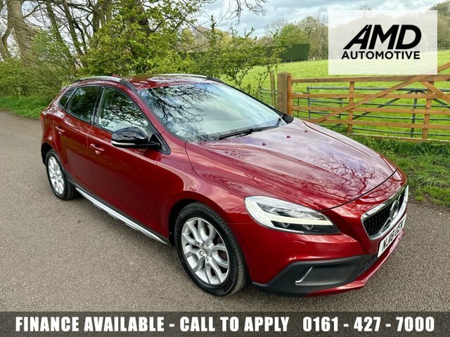 Volvo V40 Cross Country 2.0 D2 Pro Hatchback Euro 6 Red