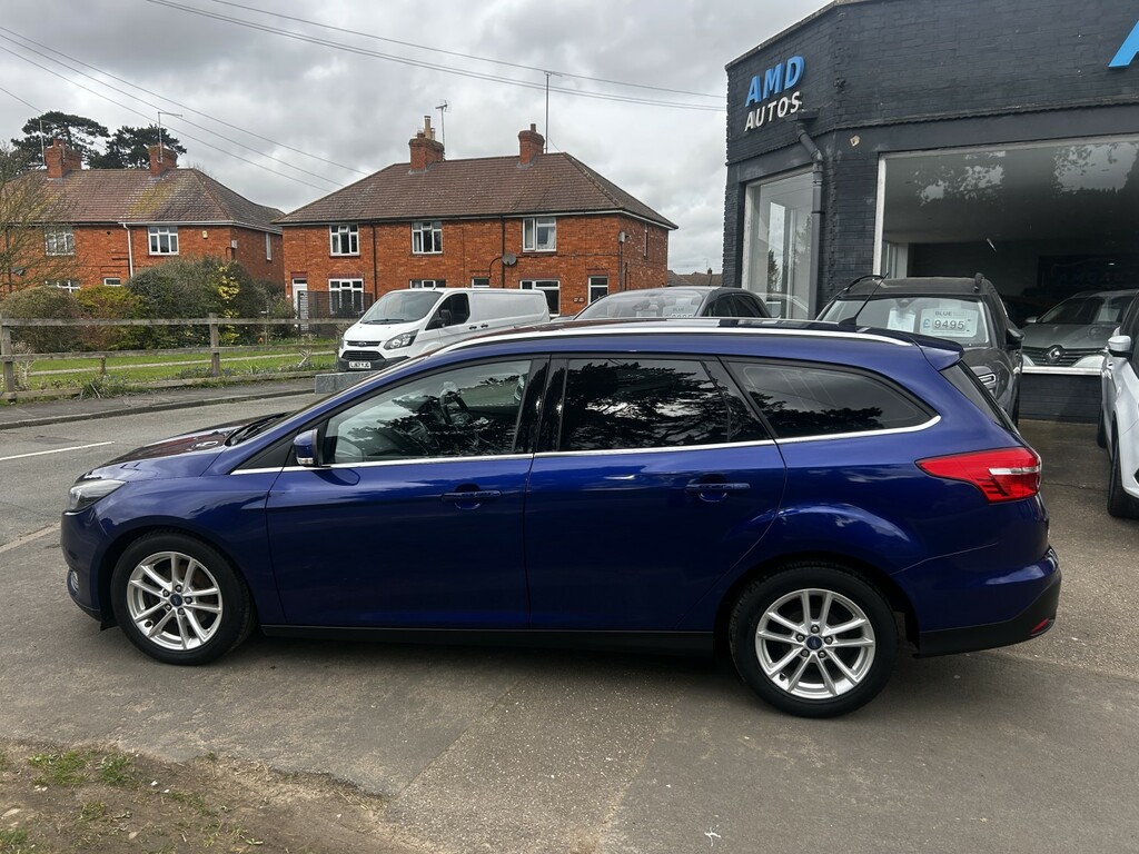 Ford Focus Estate 1.6 Tdci Zetec 2015 AO15XHF Blue #2