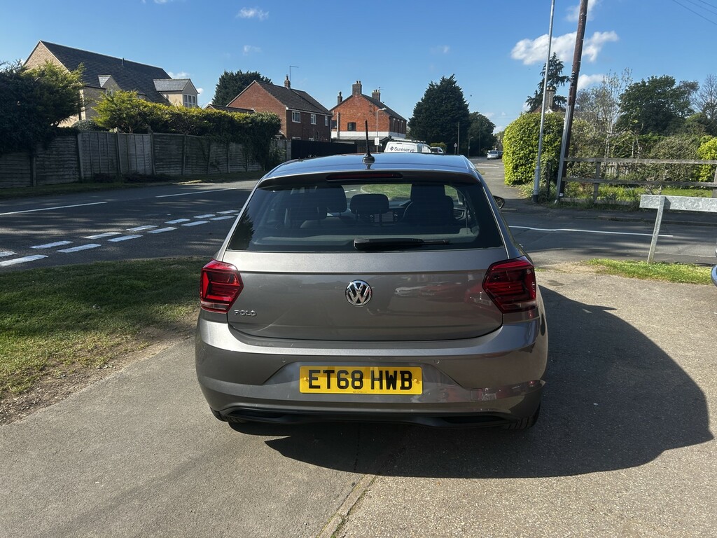Volkswagen Polo Hatchback 1.0 Tsi Sel 2019 ET68HWB Grey #4