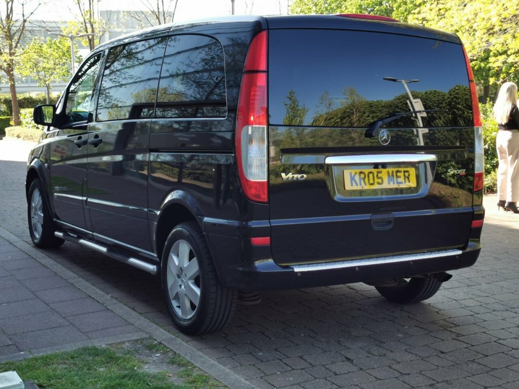 Mercedes-Benz Vito 2.1L Dualiner Basic Black #4