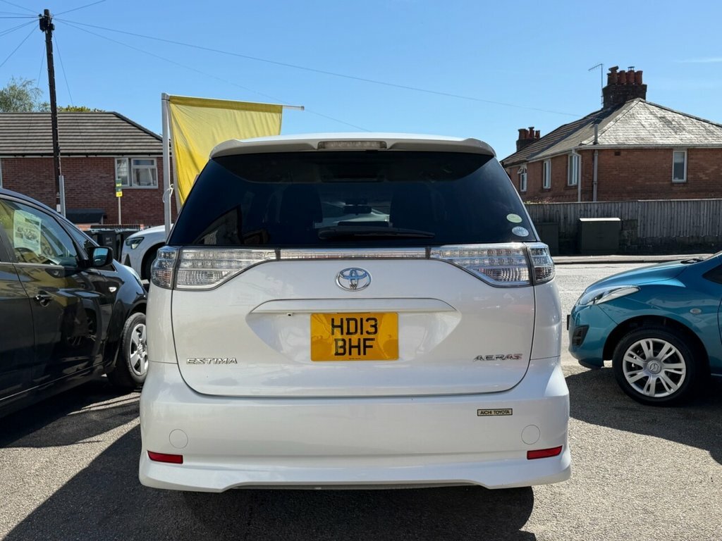 Toyota Estima Mpv White #5