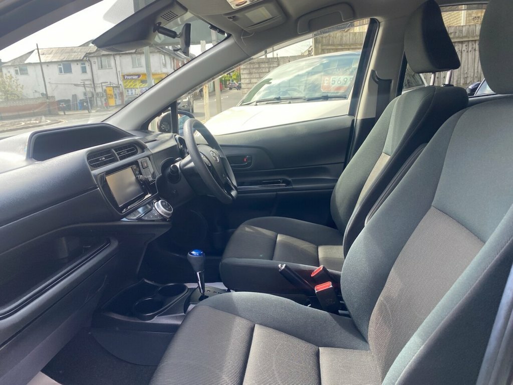 Toyota Aqua 1.5 Active Hybrid 5-Seats Blue #15