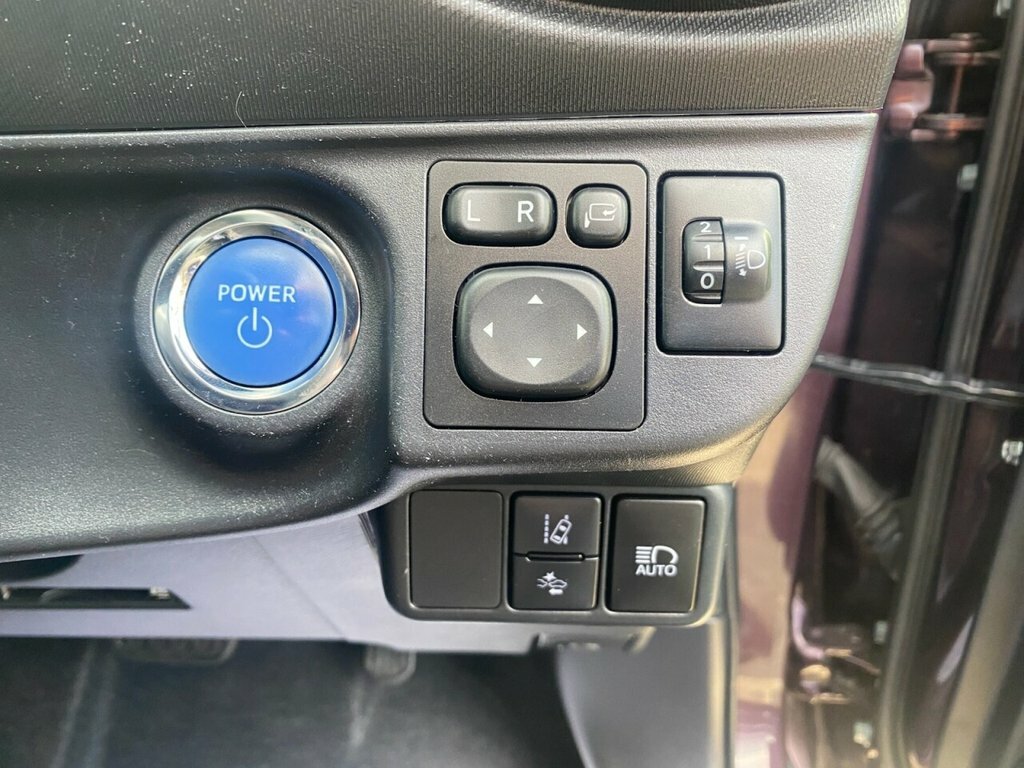 Toyota Aqua 1.5 Active Hybrid 5-Seats Blue #28