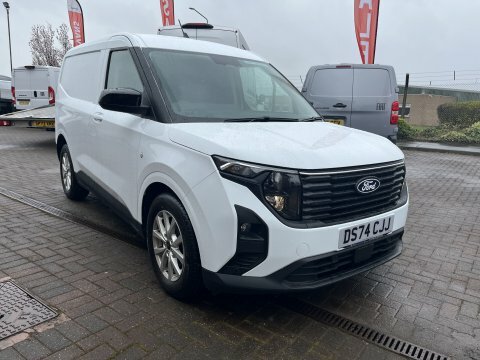 2024 Ford Transit Courier