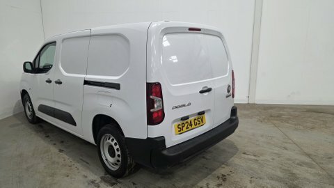 Fiat Doblo Bluehdi Lwb P SP24GSV White #2