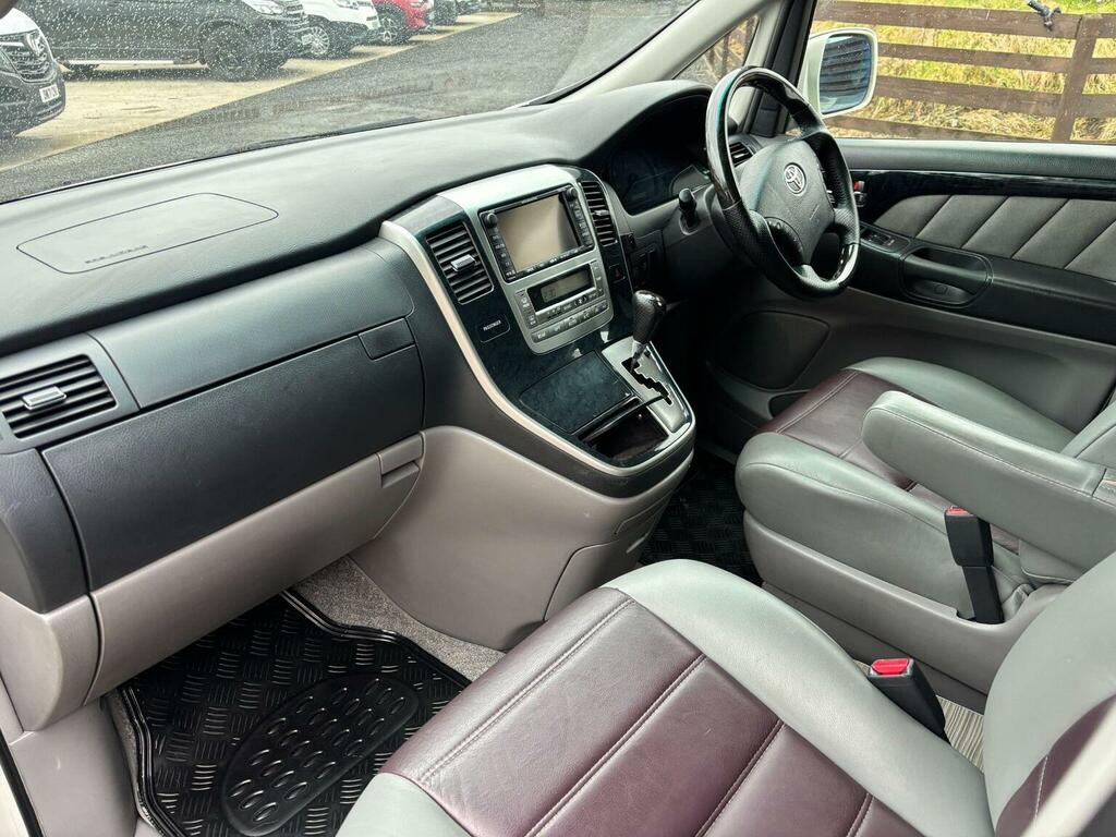 Toyota Alphard Motorhome 200404 White #3