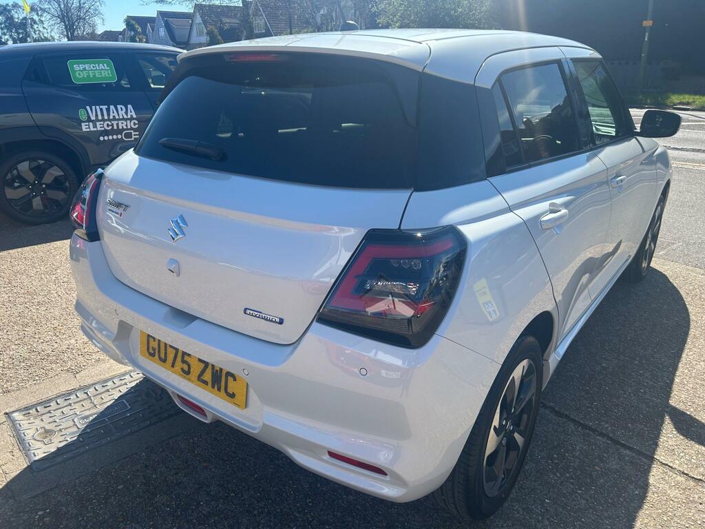 Suzuki Swift 1.2 Mhev Ultra Allgrip Euro 6 S S GU75ZWC White #4