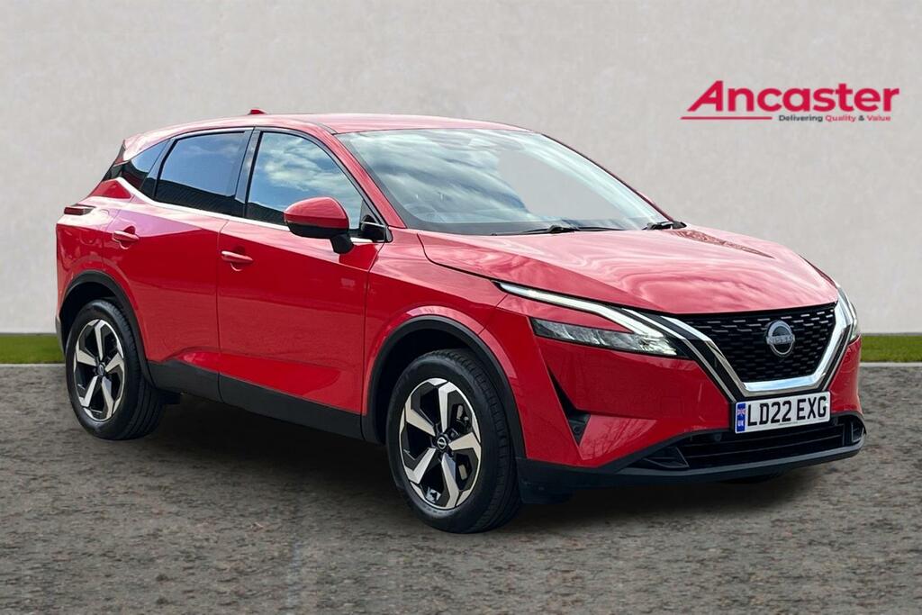 Nissan Qashqai 1.3 Dig-t Mh N-connecta Red