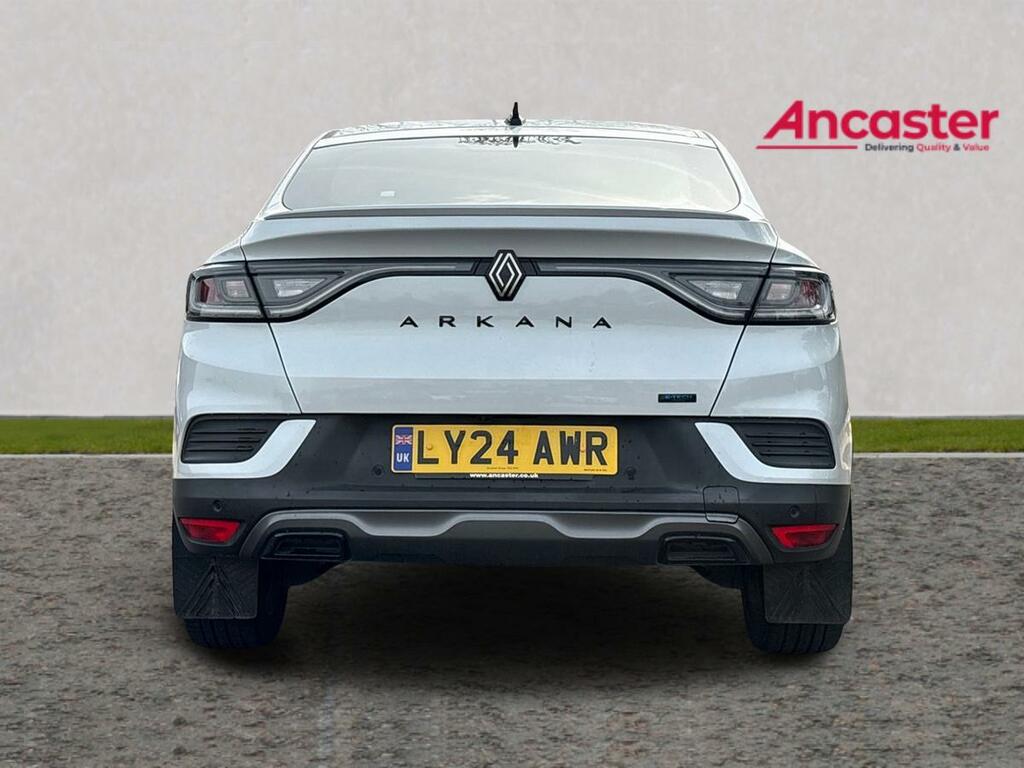 Renault Arkana 1.6 E-tech Fhev 145 Esprit Alpine LY24AWR White #4