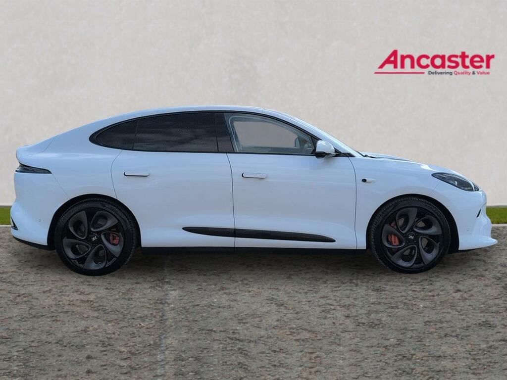 MG IM6 553Kw Launch Edition 100Kwh Awd LV75KGX White #2