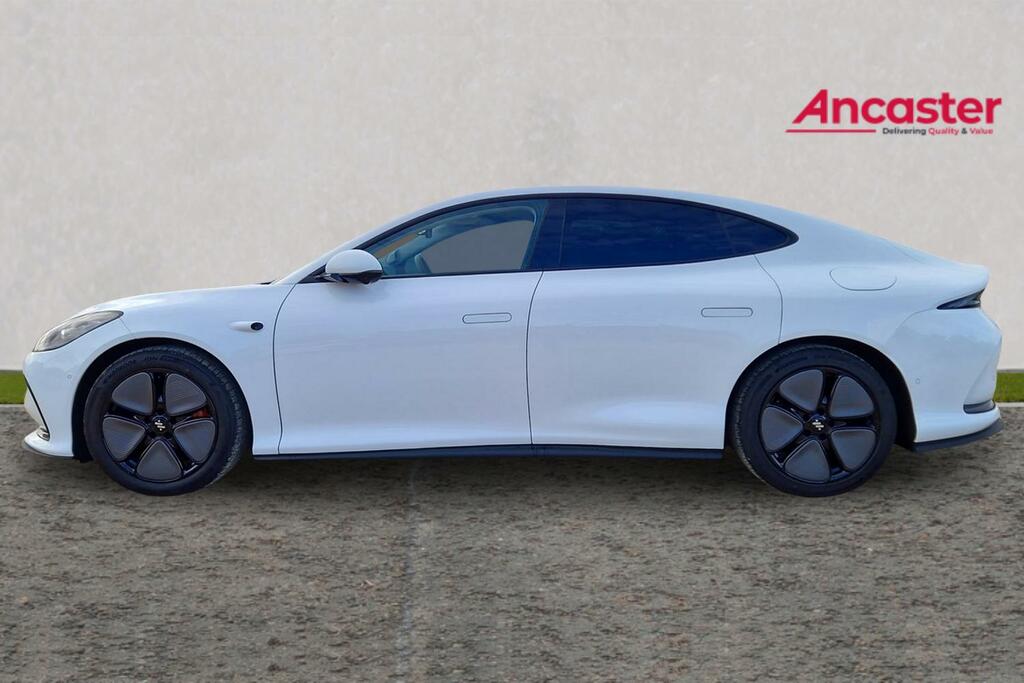 MG IM5 217Kw Standard Range 75Kwh LD75BJX White #6