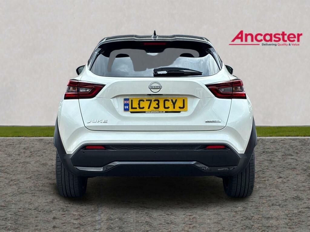 Nissan Juke 1.6 Hybrid Tekna LC73CYJ Black #4
