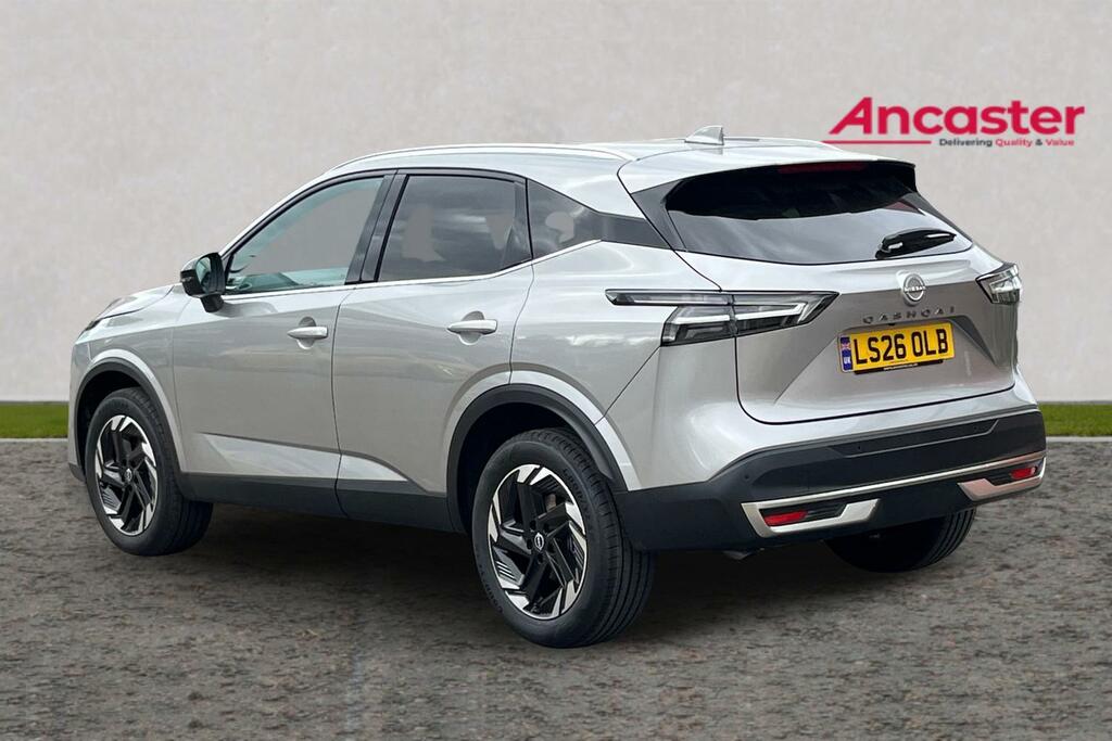 Nissan Qashqai 1.3 Dig-t Mh N-connecta Glass Roof LS26OLB Silver #3