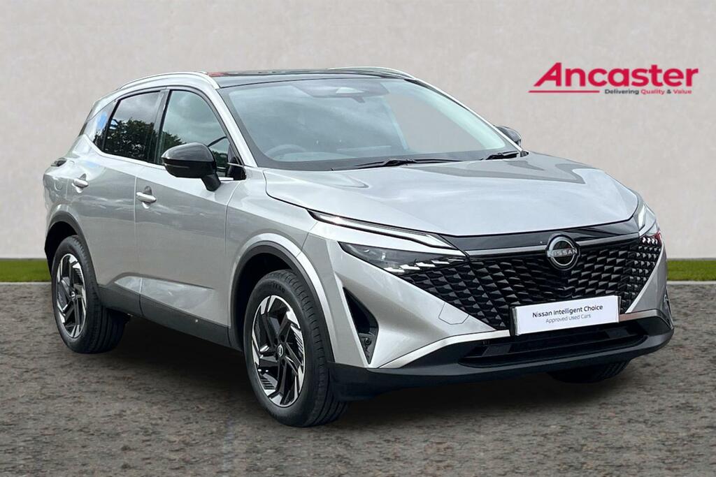 Nissan Qashqai 1.3 Dig-t Mh N-connecta Glass Roof Silver