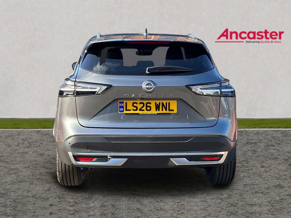 Nissan Qashqai 1.3 Dig-t Mh N-connecta Glass Roof LS26WNL Grey #4