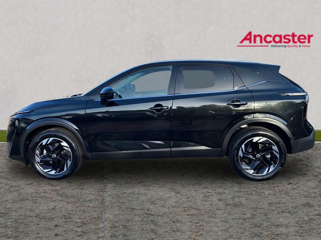Nissan Qashqai 1.3 Dig-t Mh N-connecta Glass Roof LN26OGW Black #6