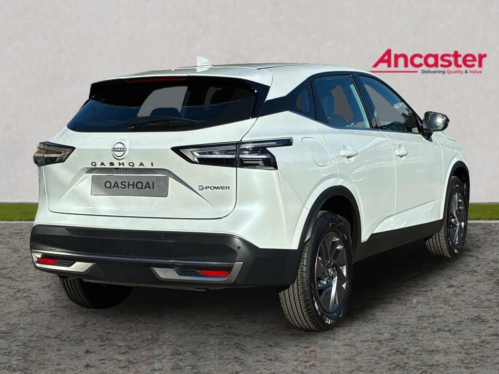 Nissan Qashqai 1.5 E-power 205 Acenta Premium LV26FWT White #3