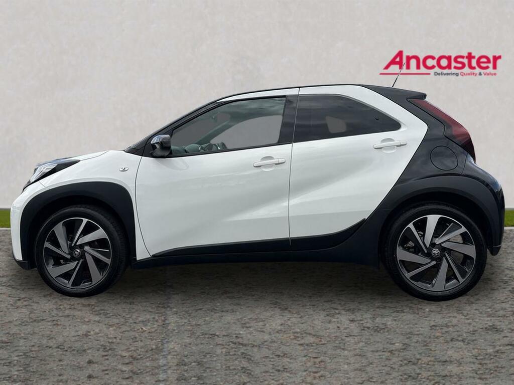 Toyota Aygo X 1.0 Vvt-i Edge LV73XOZ White #6