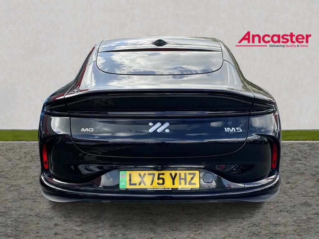 MG IM5 217Kw Standard Range 75Kwh LX75YHZ Black #4