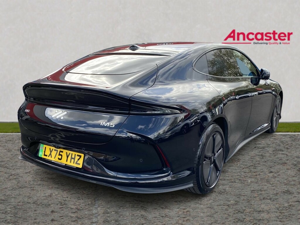 MG IM5 217Kw Standard Range 75Kwh LX75YHZ Black #3