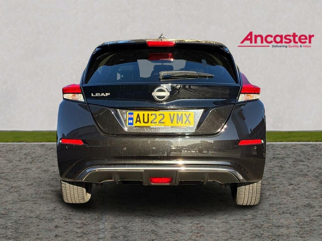 Nissan Leaf 160Kw E N-connecta 59Kwh AU22VMX Black #4