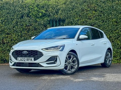 Ford Focus Ecoboost Mhev St-line LA22RFK White #2