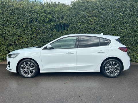 Ford Focus Ecoboost Mhev St-line LA22RFK White #6