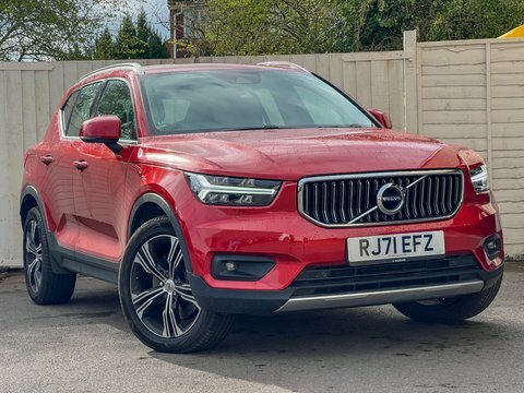 Volvo XC40 1.5 T5 Recharge RJ71EFZ Red #4