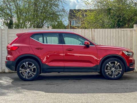 Volvo XC40 1.5 T5 Recharge RJ71EFZ Red #6