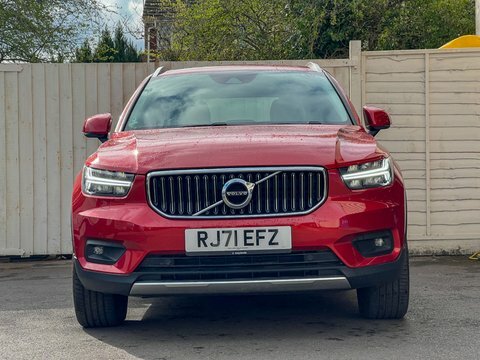 Volvo XC40 1.5 T5 Recharge RJ71EFZ Red #3