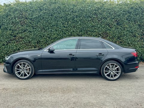 Audi A4 2.0 Tdi 40 Black #6