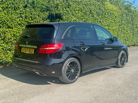 Mercedes-Benz B Class B200d Amg Line KT67DSZ Black #4
