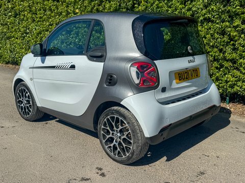 Smart Fortwo Coupe 17.6Kwh Exclusive Coupe BU21WTO White #6