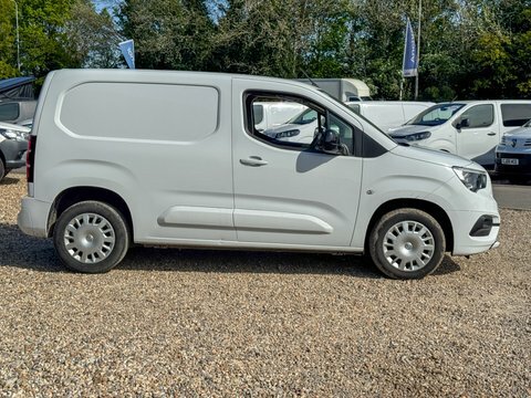 Vauxhall Combo Swb L1h1 Low DN23NHZ White #4