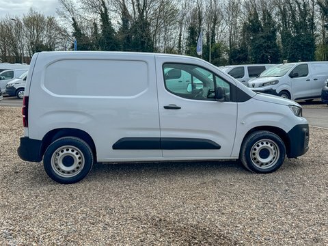 Peugeot Partner Swb L1h1 Low FT72NZS White #5
