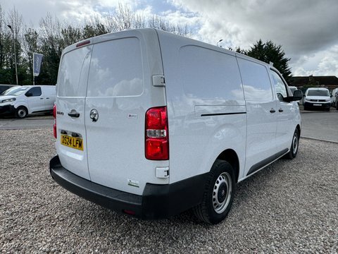 Vauxhall Vivaro Lwb L2h1 Low DS24LFM White #6