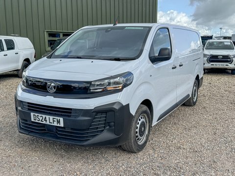 Vauxhall Vivaro Lwb L2h1 Low DS24LFM White #2