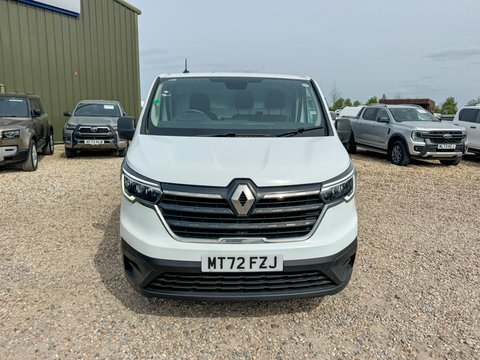 Renault Trafic Lwb L2h1 Low MT72FZJ White #3
