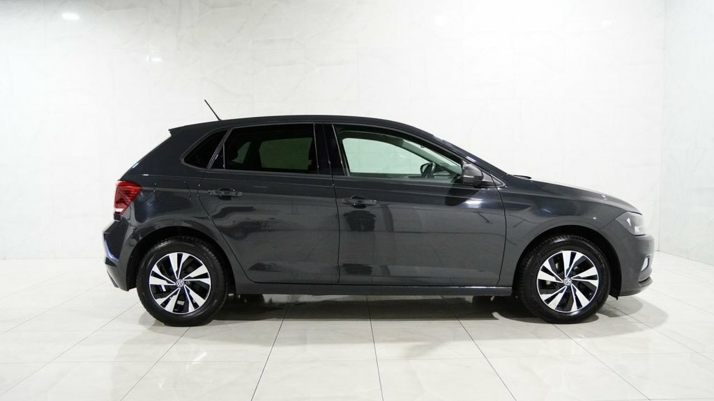 Volkswagen Polo 1L Match MT70XEW Grey #6