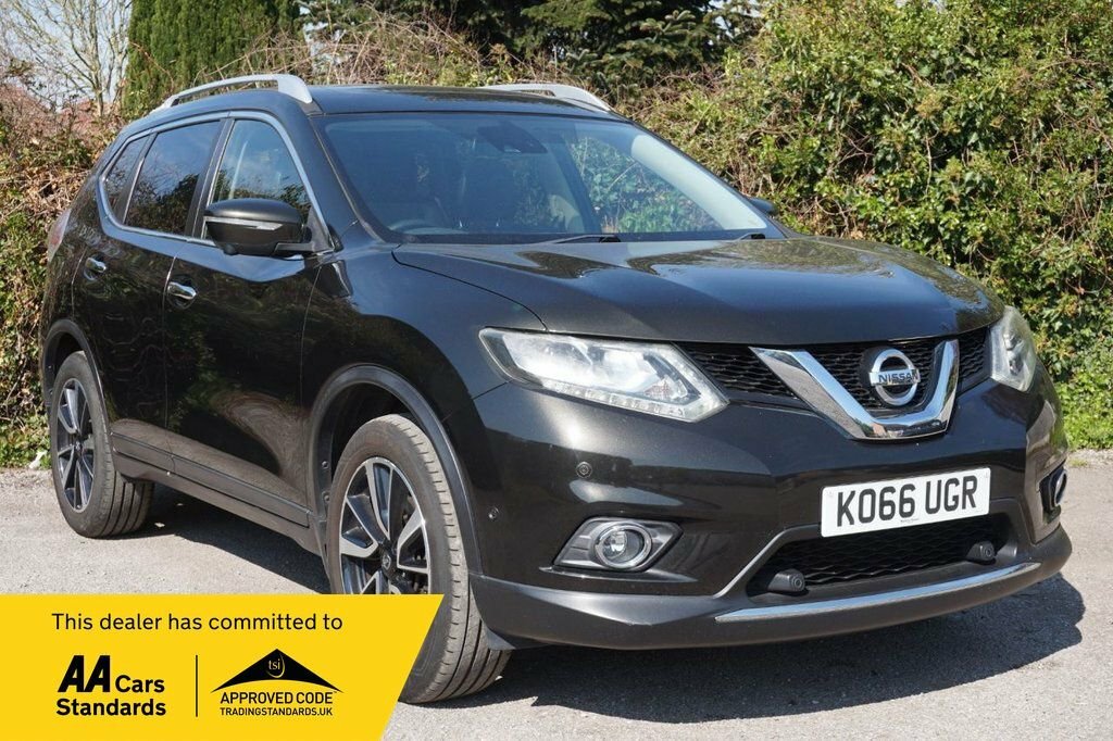 Nissan X-Trail 2L Tekna Green