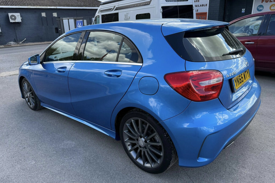 Mercedes-Benz GLA Class Hatchback YK65WTY Blue #3