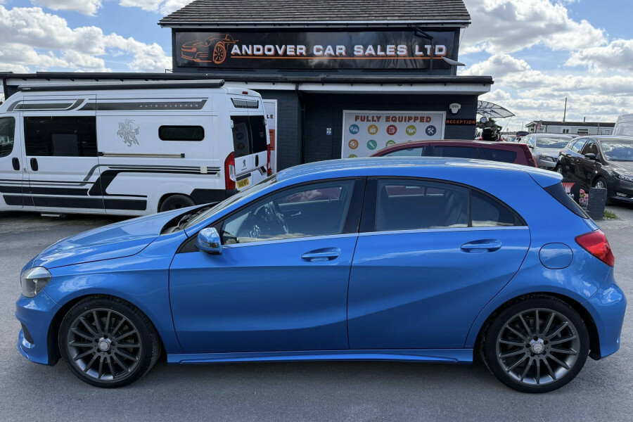 Mercedes-Benz GLA Class Hatchback YK65WTY Blue #2