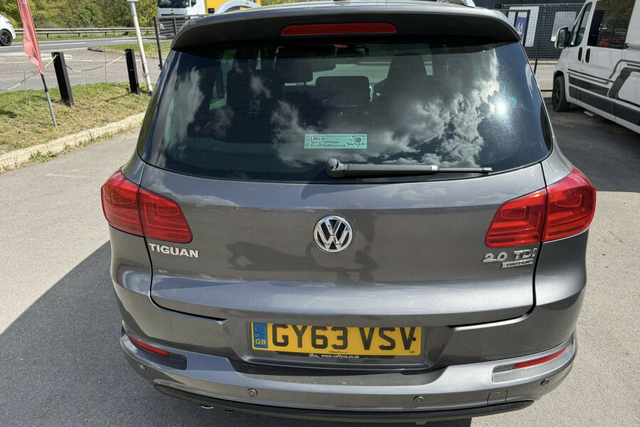 Volkswagen Tiguan Suv GY63VSV Grey #4